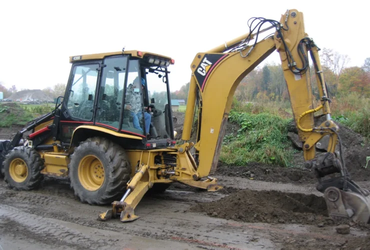 backhoe-loader-training-in-uganda
